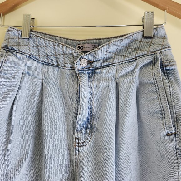 So Good for Life Junior Light Blue Straight Leg Jeans w/Waist Detail, Size 7/28W - Picture 6 of 14